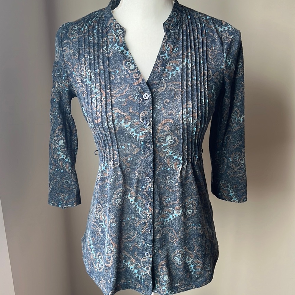 5/$25 Reitmans Petites button down shirt